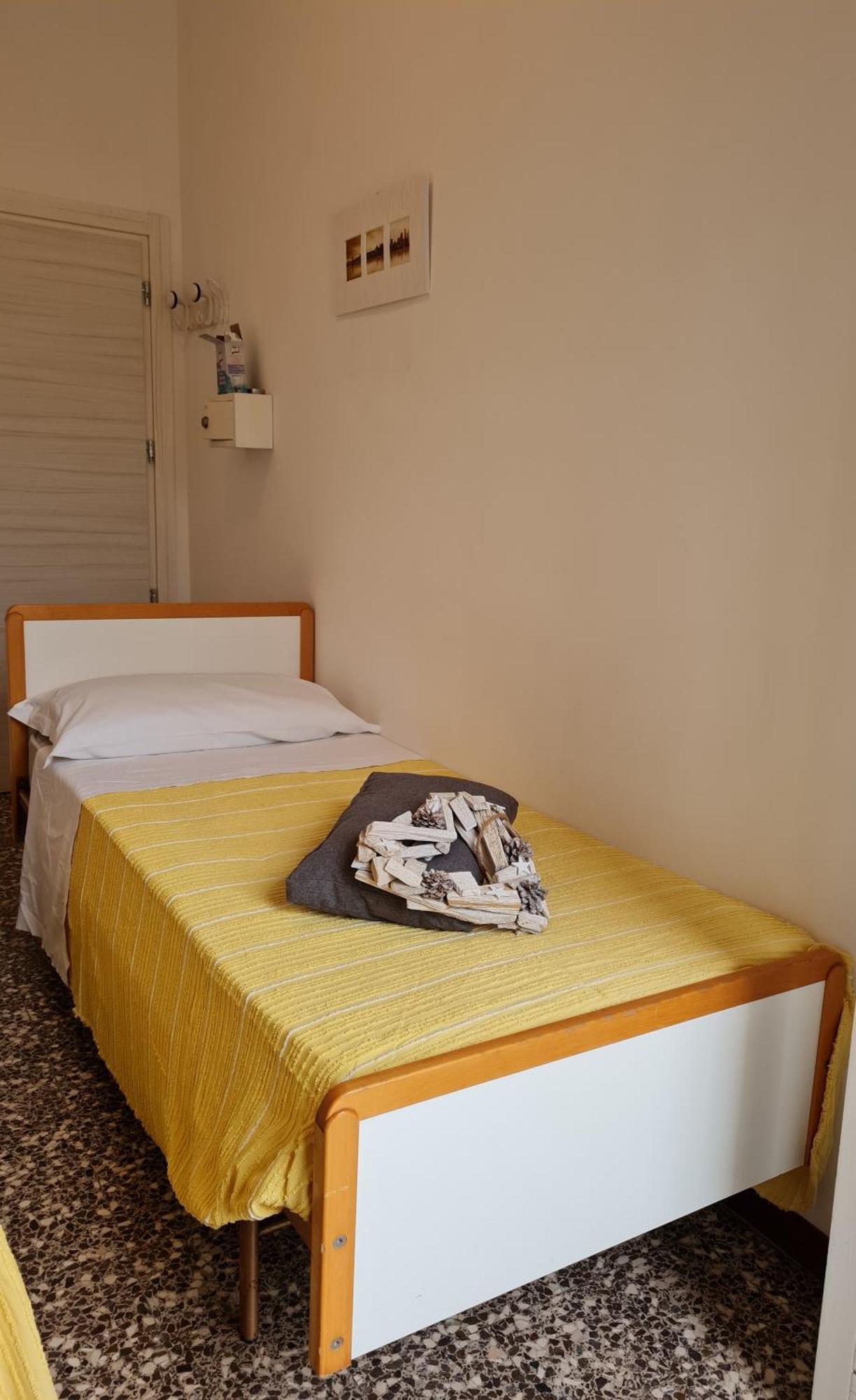 Hotel Marconi Miramare Rimini Exterior foto